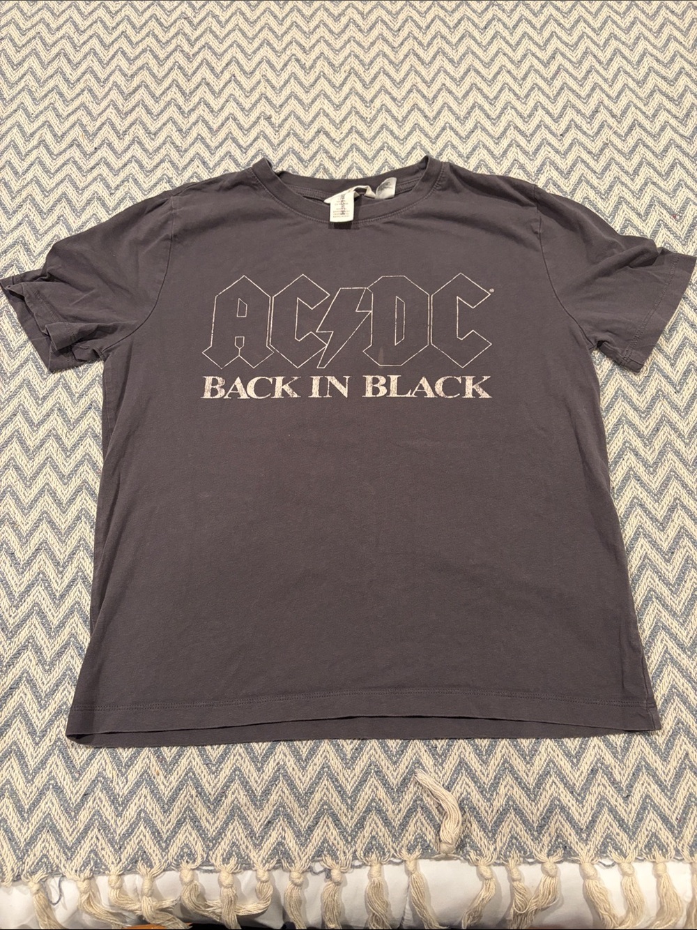 H&M Black AC/DC Back In Black Short Sleeve Tee